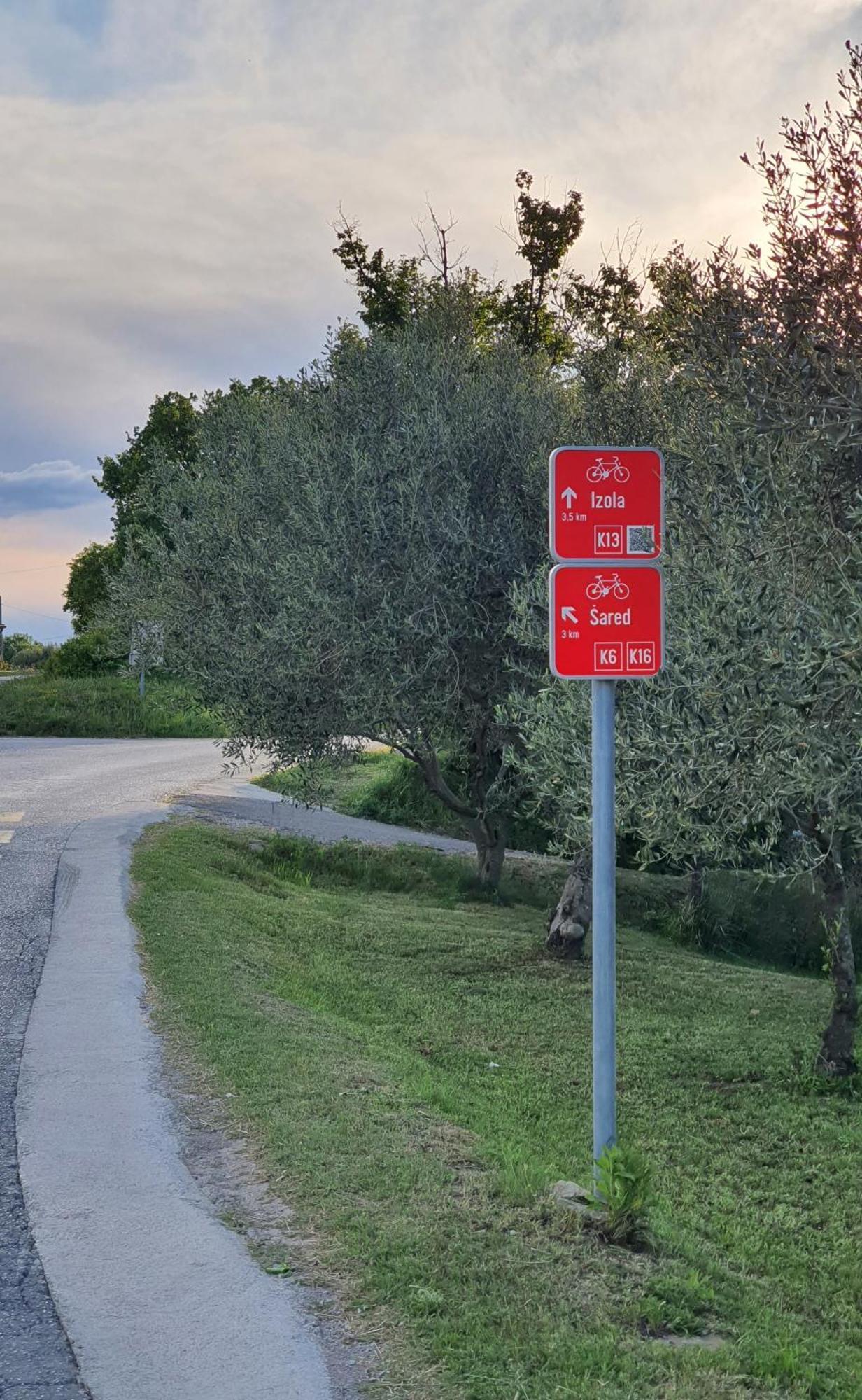 Apartma Vista Baredi Izola Kültér fotó